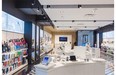 A view of the new iStore in Rockland Centre during the opening event for the outlet in Montreal on Tuesday, August 12, 2014. Dario Ayala/THE GAZETTE