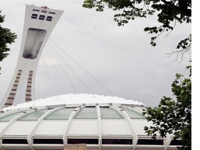 A $300,000 annual inspection, maintenance and repair contract for the roof of the Olympic Stadium was awarded in November by the Régie des installations olympiques without tenders by invoking the “would not serve the public interest” clause. Pierre Obendrauf/GAZETTE files