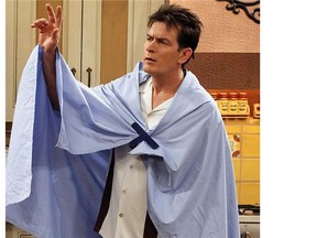 Even though his character was killed off, Charlie Sheen says he would like to make a last appearance on Two and a Half Men.
