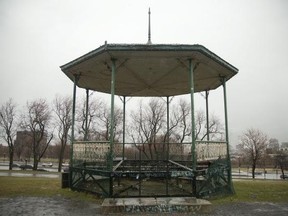 The restoration of the Mount Royal gazebo chosen to honour Mordecai Richler, pictured in April, won’t be completed this year, thanks to concerns raised by the Ministère de la Culture et des Communications du Québec.