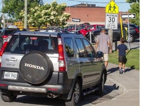 The increased traffic at school drop-off zones can be chaotic, putting students, parents and staff at risk.