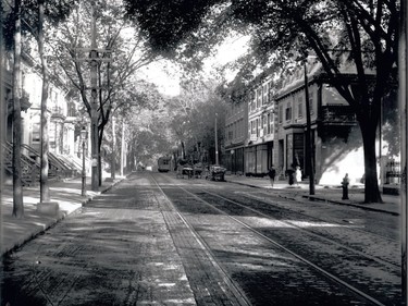 St-Denis St., north of Emery, looking South on Aug. 29, 1906.