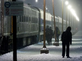 In January and February 2009, trains on the Deux-Montagnes and Dorion-Rigaud lines were plagued by long delays, overcrowding and cancellations after the Agence métropolitaine de transport introduced a new schedule increasing frequency.