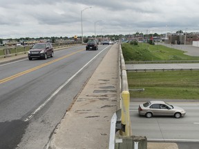 Highway 40 Montreal