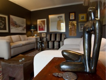 A statuette in the living room.