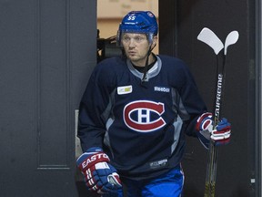 Newly acquired Canadiens defenceman Sergei Gonchar arrives for morning skate in Brossard on Nov. 10, 2014.