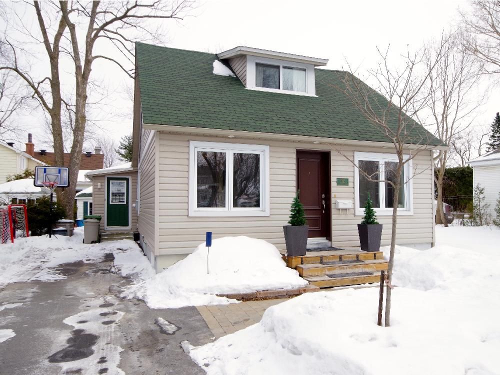 Random Sampler Recent realestate transactions in Dorval, Westmount