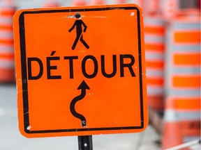 detour sign