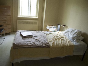 A room in a woman's shelter.