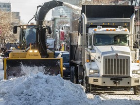 To expedite snow removal during storms — spreading abrasives, plowing and removing snow — the city of Montreal has categorized its 35,000 streets and divided them into three priority groups.