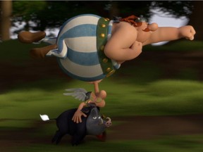 Astérix holding up Obélix in the French animated film Astérix - Le domaine des dieux.
