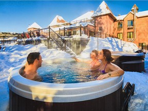 Hôtel- Spa Château Sainte-Adèle has six outdoor hot tubs and two saunas.