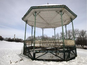 The gazebo on Mount Royal sits in disrepair, Tuesday, January 27, 2015 in Montreal. The gazebo is supposed to be renamed to commemorate author Mordecai Richler but the project has been stalled for four years.