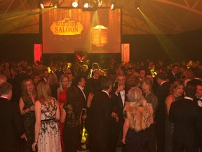 Windsor Saloon wows at the 2015 Fondation Québec Jeunes' Bal de La Saint-Valentin.