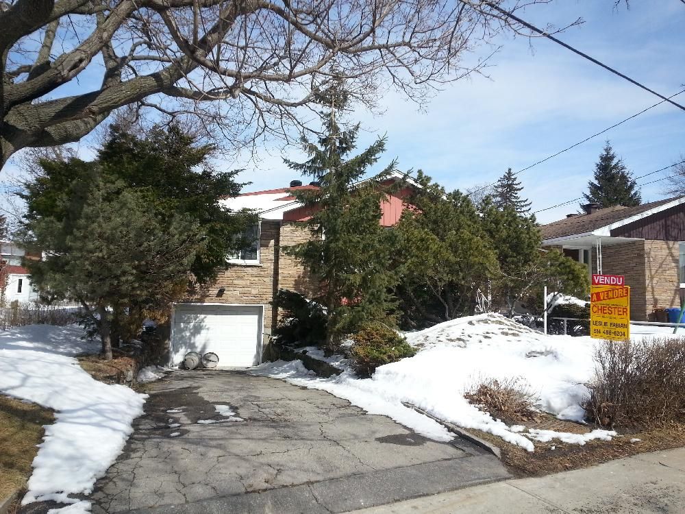 Random Sampler Recent realestate transactions in Côte StLuc, Hampstead, PointeClaire