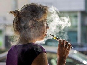 Like cigarette smokers, adepts of vaping will have to stay away from public places if Bill 44 comes into law.
The long awaited bill, tabled by Public Health Minister Lucie Charlebois, proposes to enforce laws currently imposed on tobacco products to e-cigarettes and vaping tools.