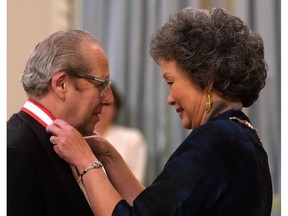 Victor Goldbloom, former Commissioner of Official Languages, of Montreal being invested as Companion to the Order of Canada by Governor General Adrienne Clarkson during a ceremony at Rideau Hall in Ottawa, November 16, 2000.