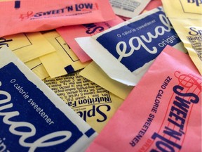 Artificial sweeteners are displayed.