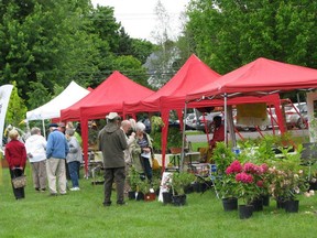 Fêton le jardin: Knowlton garden sale of plants and decorative creations takes place June 6 in  Knowlton.