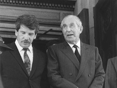Montreal Mayor Jean Doré with Chaim Herzog in Montreal in 1989.