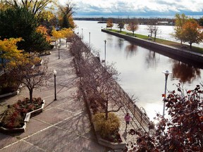 The boardwalk in Ste-Anne-de-Bellevue.