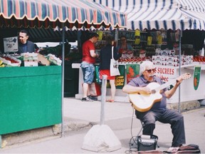 This scene from the Jean Talon Market was snapped by @twospoons_ and submitted via #thisMTL on Instagram.