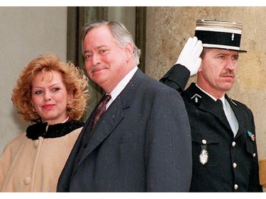 Quebec's Premier Jacques Parizeau and his wife arrive at the Elysee Palace in Paris 26 January, 1995 to meet French president Francois Mitterrand. Parizeau predicted his province would gain independence from Canada this year.