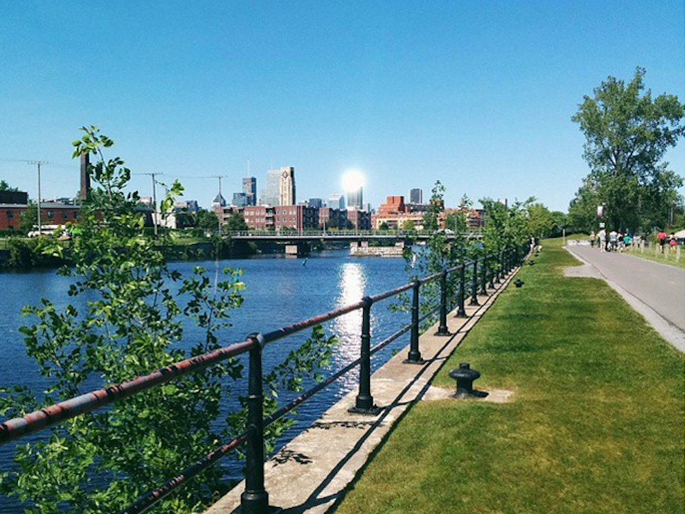 Montreal this morning: sunny skies and Mercier Bridge construction ...