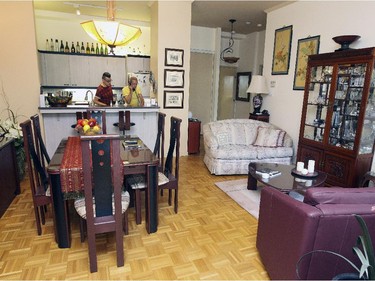 Open concept living room, dining room and kitchen.