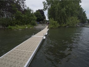 Notre-Dame-de-l'Ile-Perrot has installed docks at the waterfront at the foot of Auguste-Brossoit St. at the southernmost point of the island to provide public access to the water.