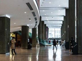 The lobby of the Hall Building of Concordia University.