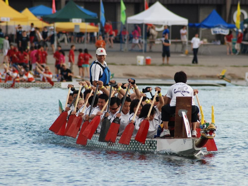 Dragon boat fundraiser encourages absolute beginners to give it a try ...