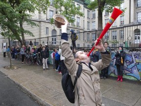 A protest at FACE school was one of 70 organized by the grassroots campaign called Je protège mon école publique on June 1.  Another protest is set for Sept. 1