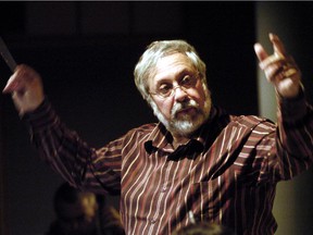 Joseph Milo, shown in 2006, conducts Musicians of the World Symphony in a fundraising concert on Tuesday for the Côte Saint-Luc Cats Committee.