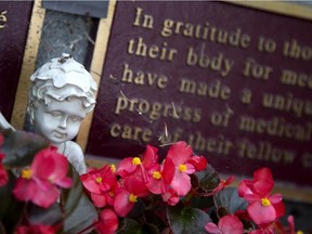 A monument in Mount Royal Cemetery gives thanks to donors who consented to have their bodies given to McGill for medical study. The university holds a service to honour donors and their families.
