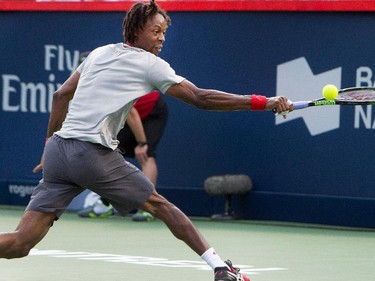 Gael Monfils (FRA) returns the ball to Fabio Fognini (ITA) during Rogers Cup action in Montreal on Tuesday May 5, 2015. Monfils won the match in 2 sets.
