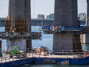 A view of the Champlain bridge undergoing repairs as seen looking towards the norther end in Montreal on Friday, September 4, 2015.