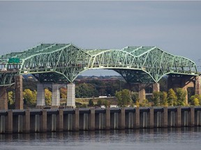 The Champlain Bridge will be closed southbound for repairs from 10 p.m. Friday night and continuing until Monday at 5 a.m.
