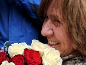 Belarus writer and journalist Svetlana Alexievich arrives to give a press conference in Minsk, on October 8, 2015, following the announcement of her Nobel Literature Prize earlier in the day.