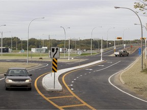 The new access roads at Exit 41 off westbound Highway 40 at Ste-Anne-de-Bellevue are now open. The exit reopens the link between Highway 40 and Highway 20 after being closed for about four years.  (Phil Carpenter / MONTREAL GAZETTE).