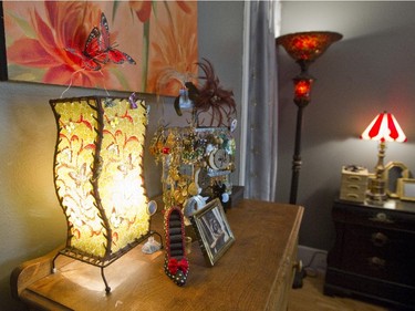 Event the lamps help set the tone. (Phil Carpenter / MONTREAL GAZETTE)