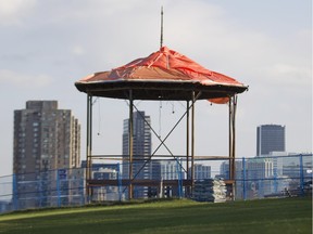 The gazebo in Montreal's Mount Royal park still under renovation on  Tuesday, Nov. 3, 2015.  The cost to restore the gazebo, which is being named after Mordecai Richler, has ballooned to $593,000.