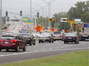 Traffic lineups along Highway 20 in Île-Perrot seem to be getting longer every year as the population on the island grows. (Phil Carpenter/Montreal Gazette file photo)