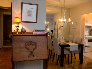 Antiques are place throughout  Denise Lord's home in Montreal.  (Allen McInnis / MONTREAL GAZETTE)