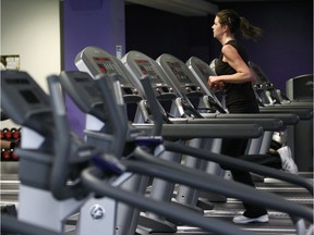 To maximize your calorie burn on a treadmill, keep your arms off the side railings and console.