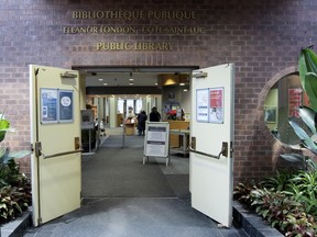 The main entrance to the Eleanor London Côte St-Luc Public Library is seen in Montreal on Wednesday December 23, 2015.