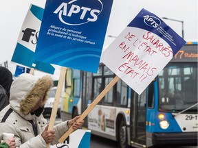 About 400,000 union members of the Common Front picketed at various places around the province of Quebec Dec. 9, 2015.
