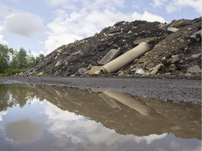 A dump site for construction material in Pierrefonds. A Pierrefonds citizens' group pushed to have cleaned up. (John Kenney / MONTREAL GAZETTE)