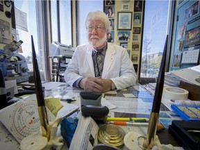 Dr. John Bray in his Pointe-Claire office, on Tuesday, October 14, 2014.  He died suddenly in December 2015. (Peter McCabe / THE GAZETTE)