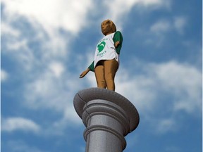 Artist rendering of a work of art that Quebec City is giving to Montreal for its 375th birthday. It features aluminum columns topped with bronze statues of adolescents wearing sports jerseys. Image courtesy of Quebec City.